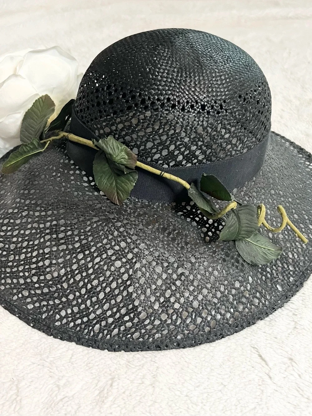Vintage Oscar de la Renta Black Structured Straw Hat with White Rose Fascinator